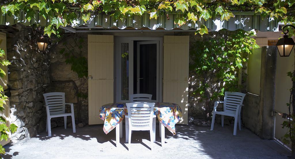 Maison D'Hotes Lou Geneste Bollène Eksteriør billede